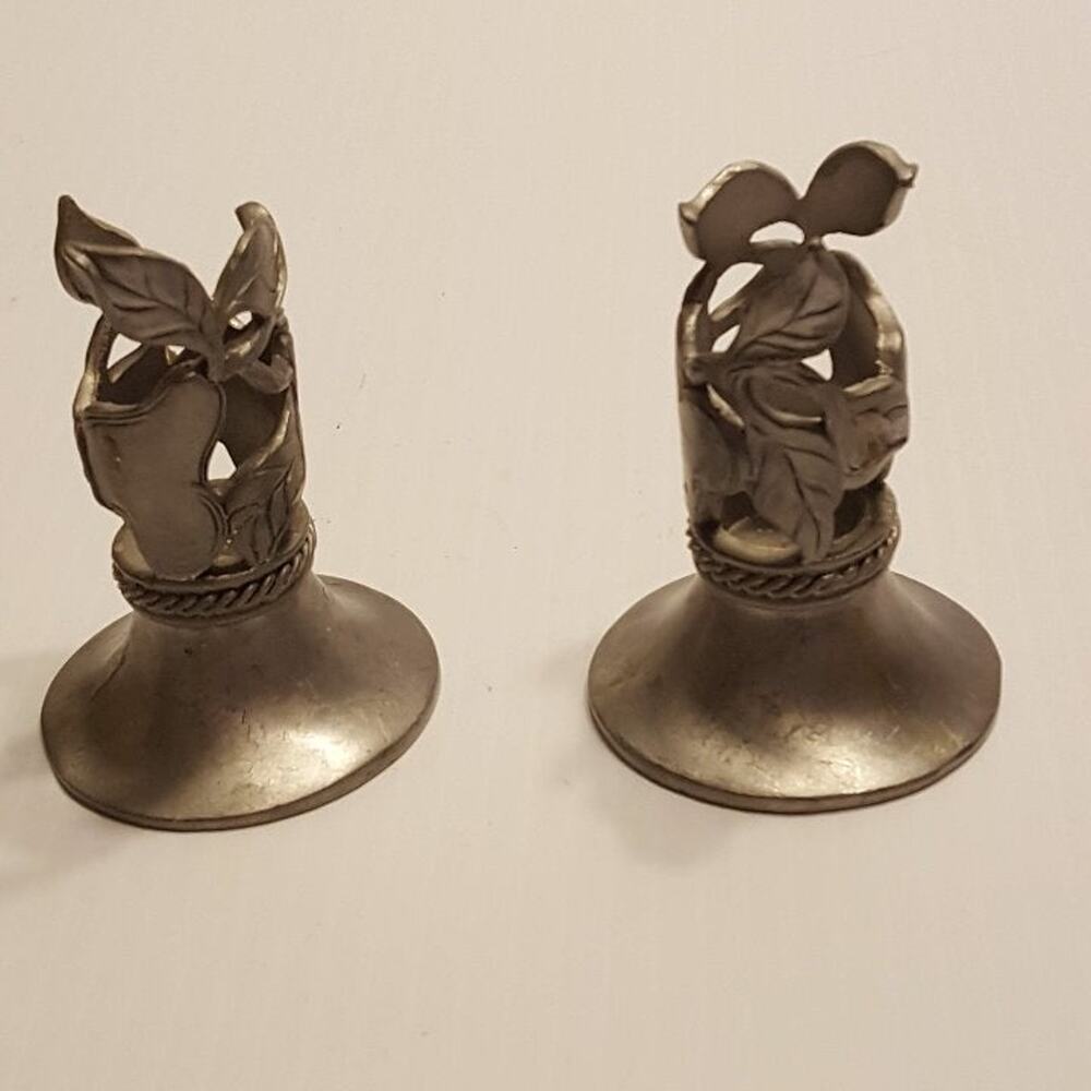 Pair of Vtg @1998 Seagull Pewter Canada Etain Zinn Pears Candlestick holders.